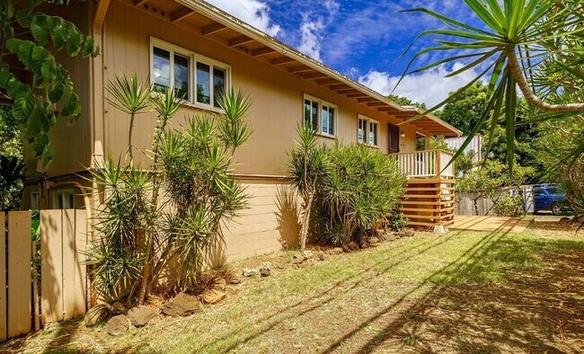 Foto del edificio - 397-397 Waialua Beach Rd