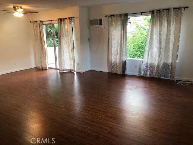 Foto del edificio - 1607 Greenfield Ave
