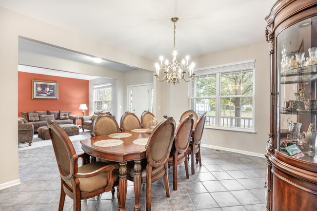 Building Photo - 2566 Rourke Dr