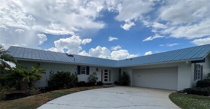 Building Photo - 2821 Coral Way