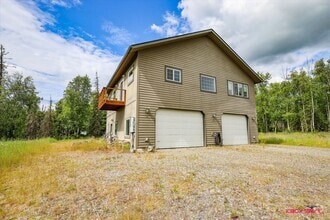 Building Photo - 5538 W Tidewater Dr