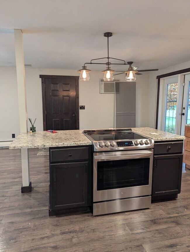 Foto del edificio - 1460 Marjorie St