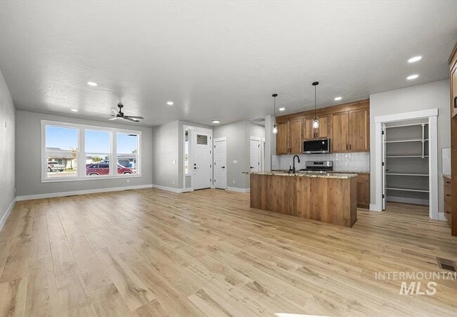 Building Photo - 1208 NW 20th St