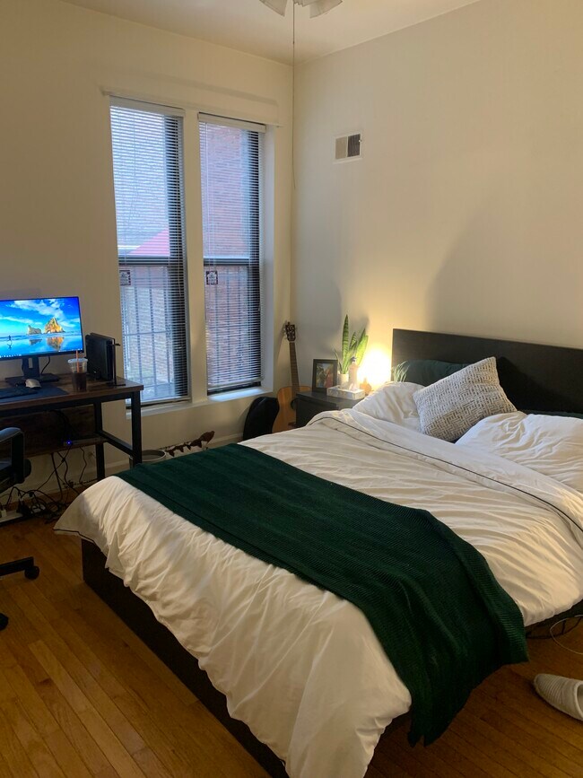 Foto del edificio - 1822 Vernon St NW