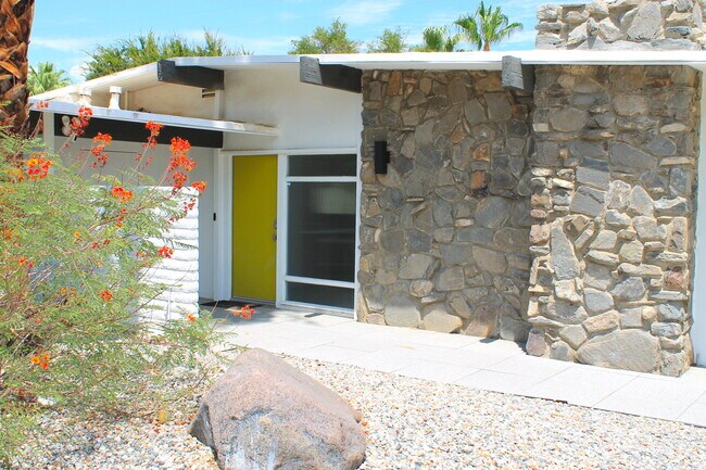 Foto del edificio - 278 N Sunset Way