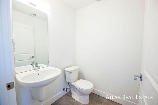 Foto del edificio - 2 Bed 2.5 Bath Condo in the Heart of LoHi ...