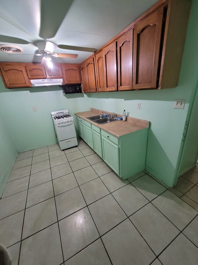 3617 Eucalyptus Dr, Bakersfield, CA 93306 House Rental in Bakersfield