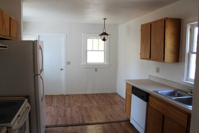 Foto del edificio - 2344 Orchard Ave