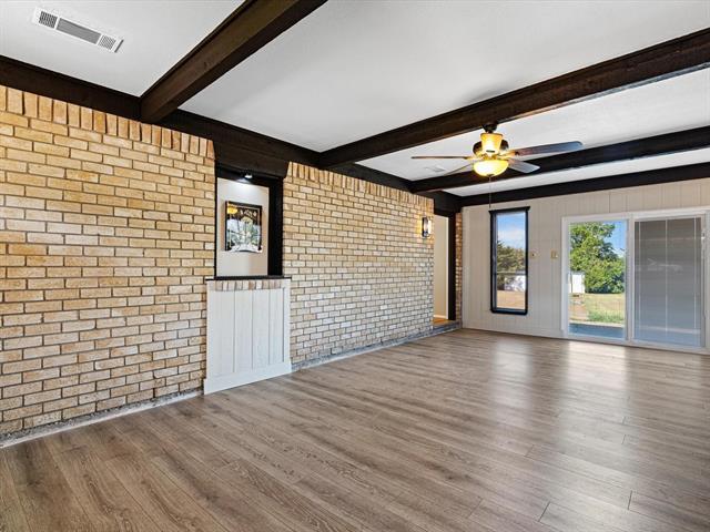 Building Photo - 513 Bluebonnet