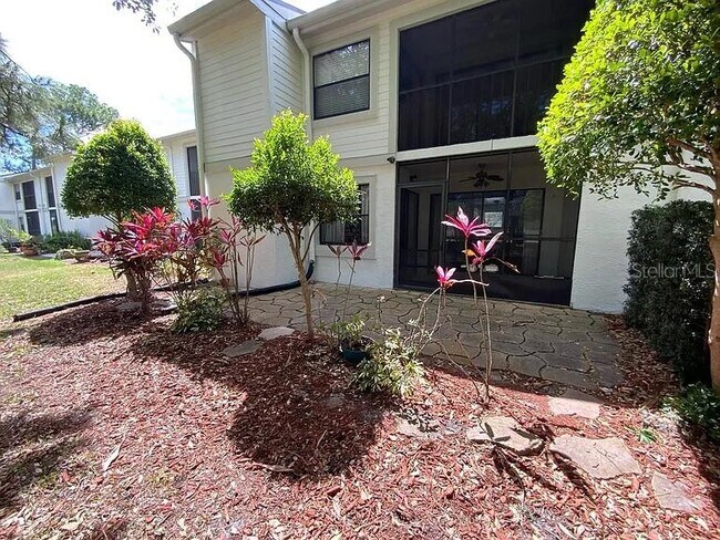 Foto del edificio - 109 Meadow Ln