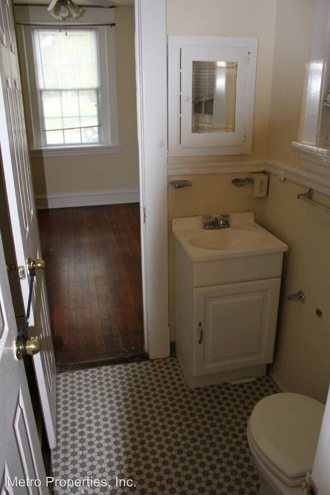 Foto del edificio - 605 Roseneath Rd