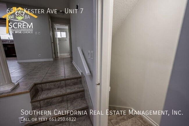 Foto del edificio - 6517 Kester Ave