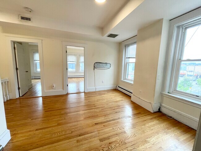Foto del edificio - 92 L St