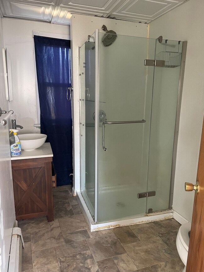 Foto del edificio - 301 Riverside Ave