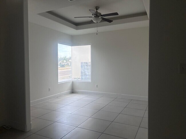 Foto del edificio - 2811 T.S Eliot Dr