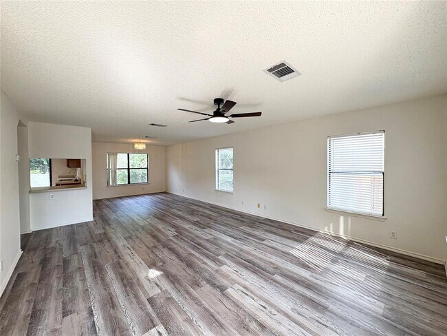 Building Photo - 8332 Montoya Cir