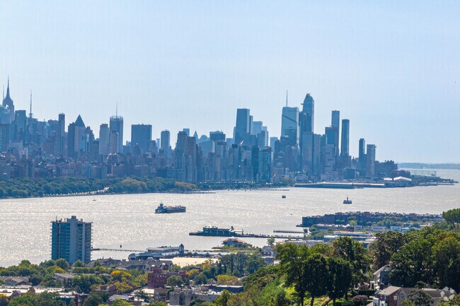 Edgewater has amazing views across the Hudson river towards New York city.