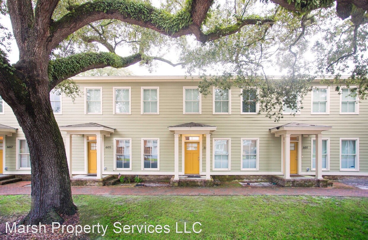 601609 E Broad St, Savannah, GA 31401 Apartment for Rent in Savannah