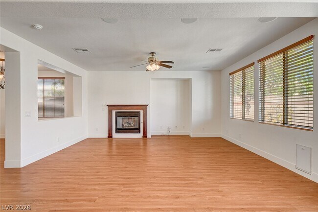 Foto del edificio - 6820 Rolling Boulder St
