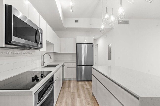 Photo - 101 Diplomat Pkwy Apartment