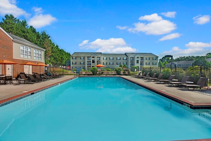 Mallside Forest Apartments - Tax Credit