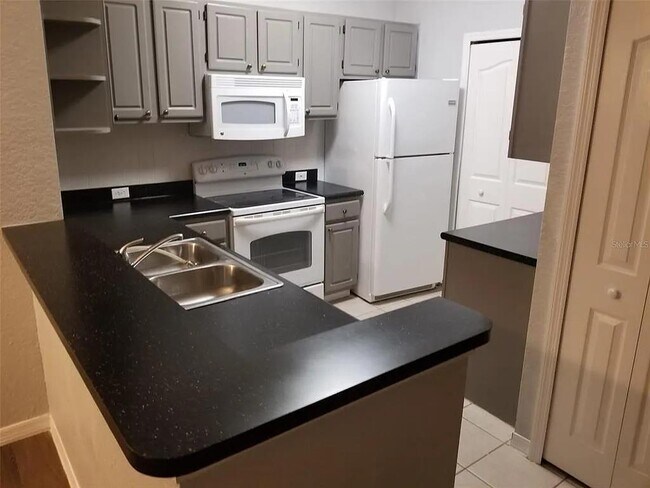 Foto del edificio - 2537 Maitland Crossing Way