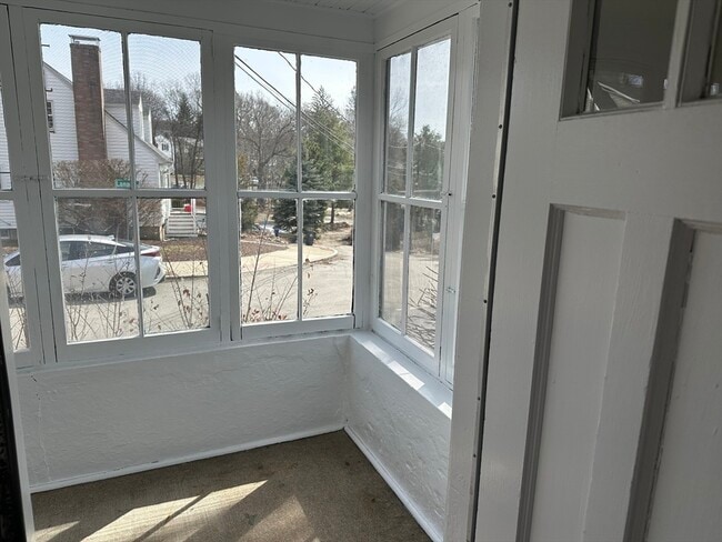 Building Photo - 29 Lanark Rd