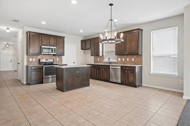 Foto del edificio - 11589 Snyder Dr