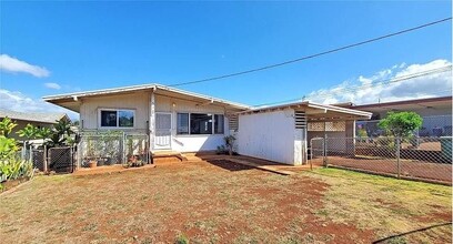 Building Photo - 328 Hoomalu St