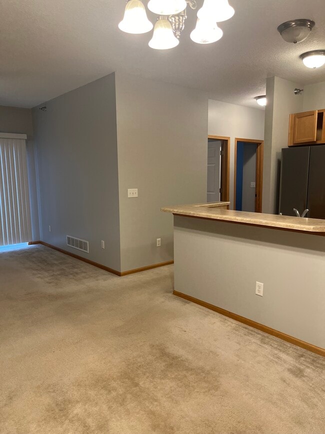 Building Photo - 1835 SW White Birch Cir