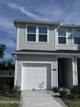 Building Photo - 578 Holly Lks Dr