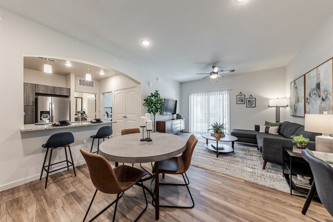 Foto del edificio - Bluebonnet Preserve