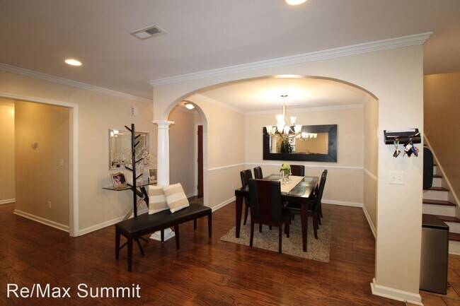 Foto del edificio - 4 br, 2 bath House - 2158 Balclutha Lane