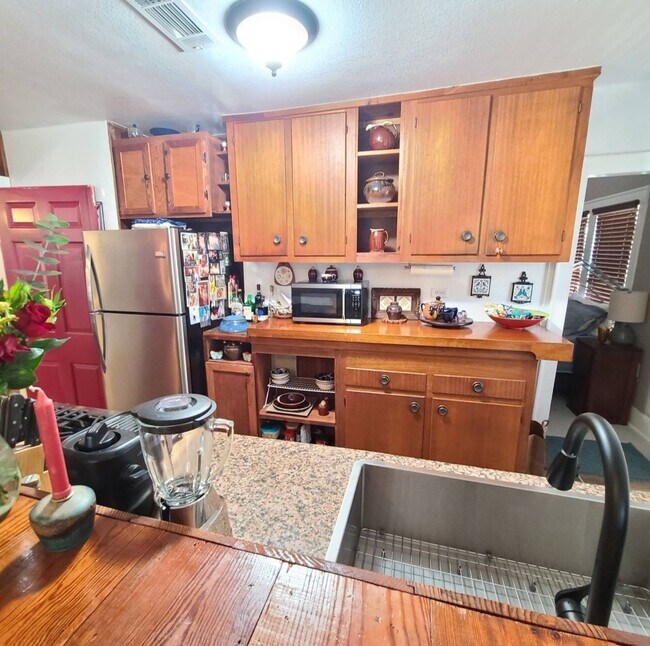 Foto del edificio - 1425 Munger St