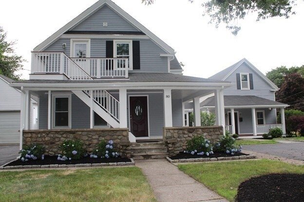 Photo - 80 E Division St House