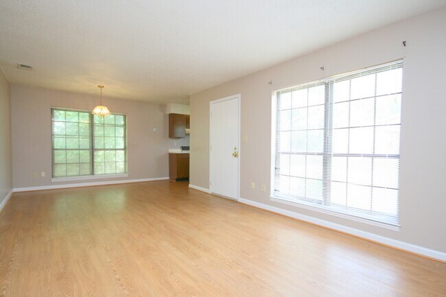 Foto del edificio - 111 Westscott Dr