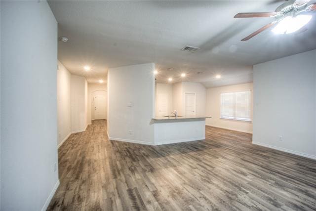 Building Photo - 621 Jamestown Ln