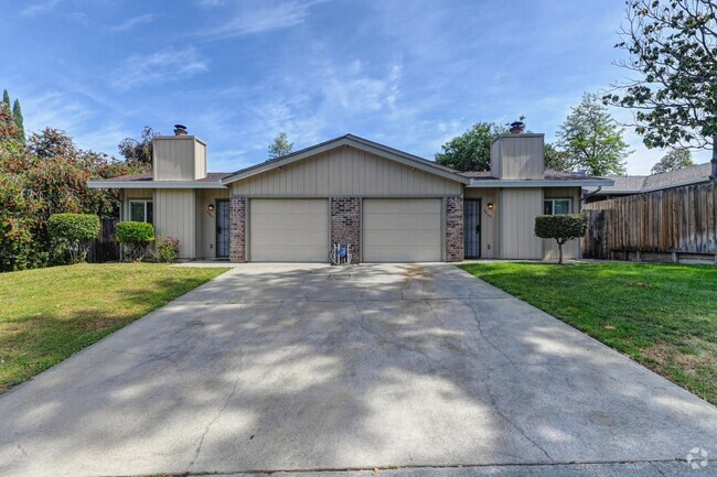 Building Photo - 4803 Lewis Carroll Way