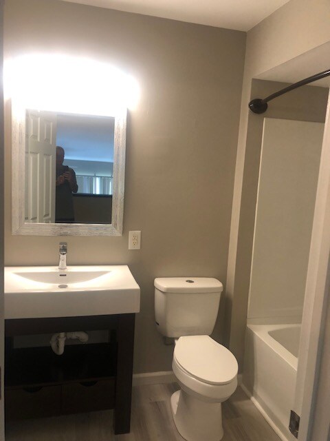 Foto principal - 765 Lonedell Rd