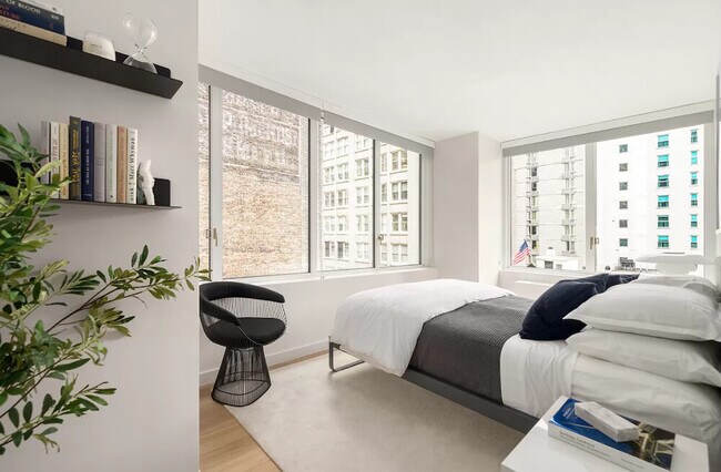 Foto del edificio - 68 W 37th St