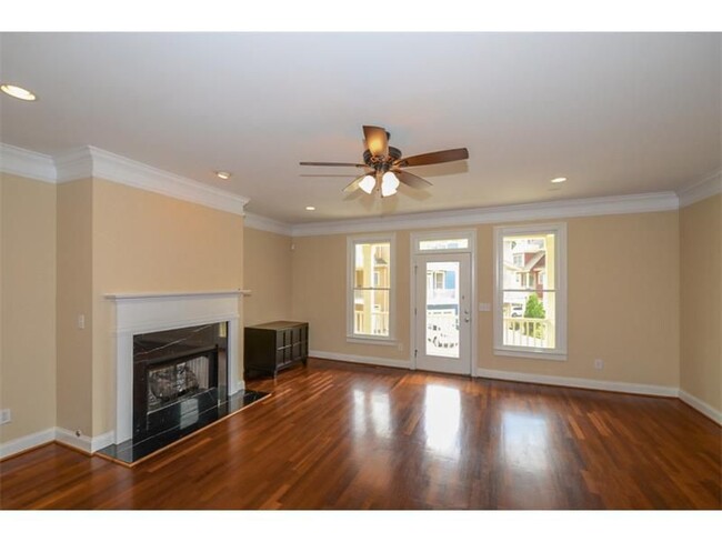 1079 Marietta Blvd NW, Atlanta, GA 30318 - Townhome Rentals in Atlanta ...