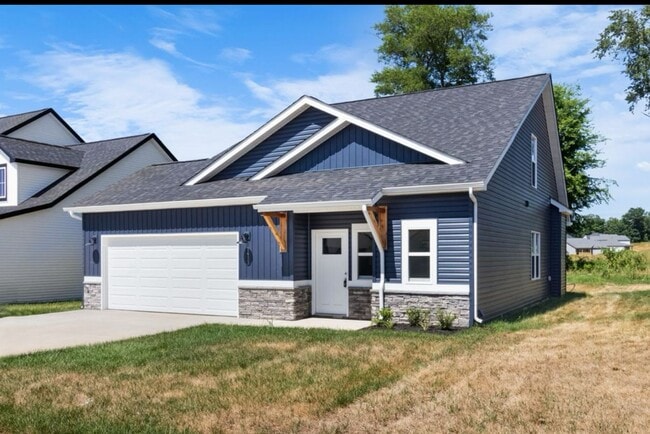 Building Photo - Brand New Rental