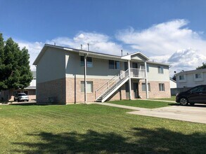 Building Photo - 148 W 1140 N