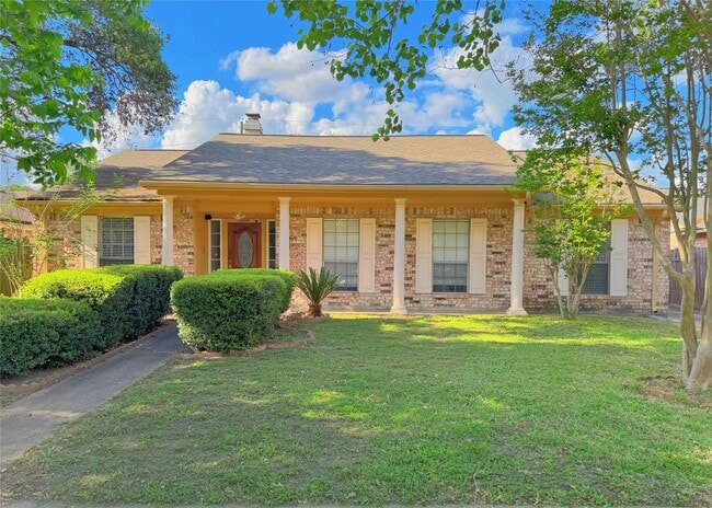 Building Photo - 22206 Goldstone Dr