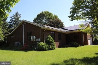 Building Photo - 1408 Pride Tree Cir