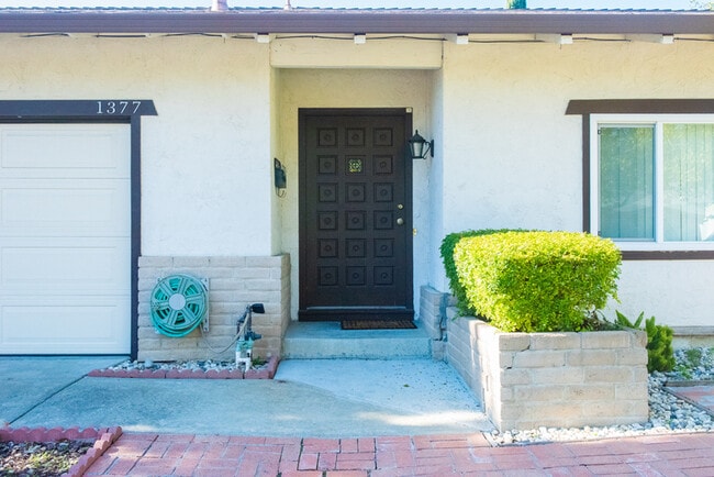 Foto del edificio - 1377 Spoonbill Way