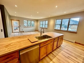 Building Photo - 7551 Zaugg Dr