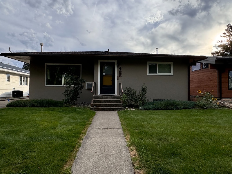 Primary Photo - 426 S 9th St