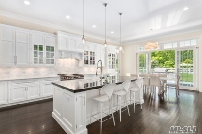 Building Photo - 5 Sagaponack Ct