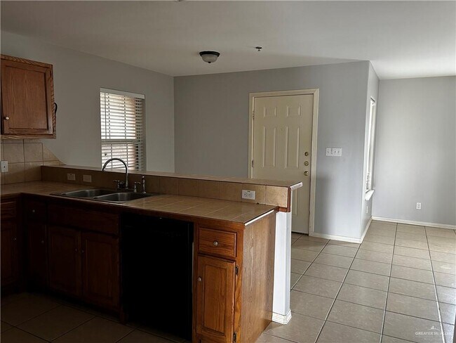 Foto del edificio - 2901 Whitewing Ave